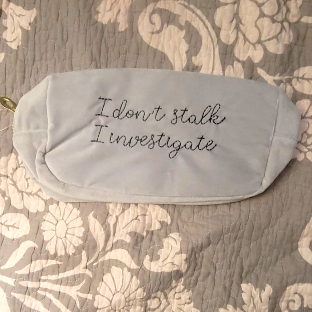 Totalee NWT Make Up Bag